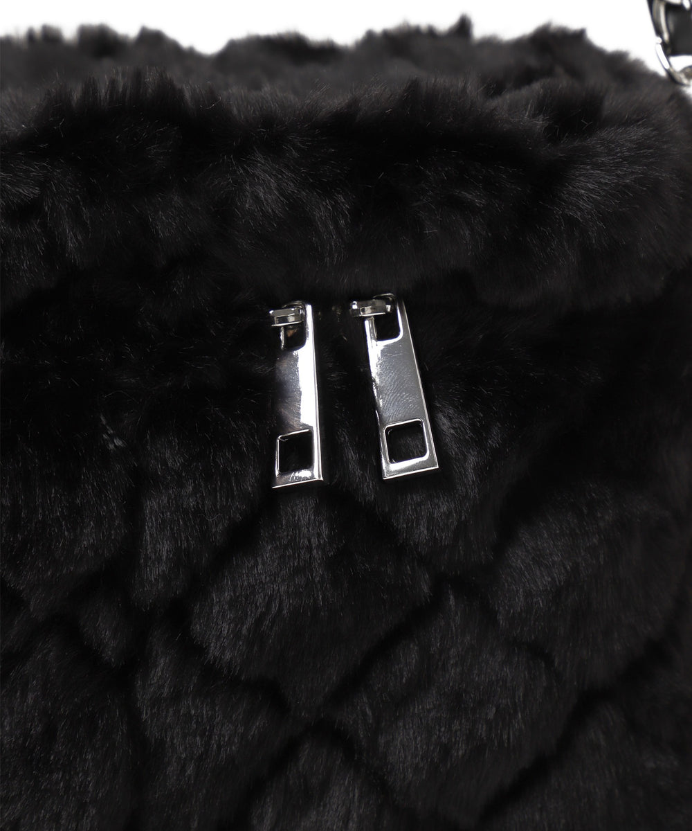 ファーバニティショルダー