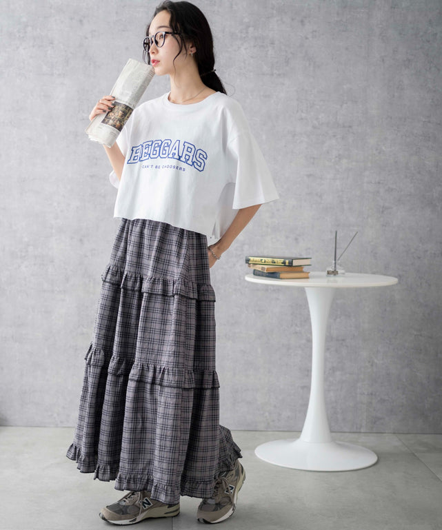 ホワイト　モデル:161cm M着用