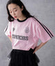 ライングラフィックショートT/ピンク モデル:161cm M着用