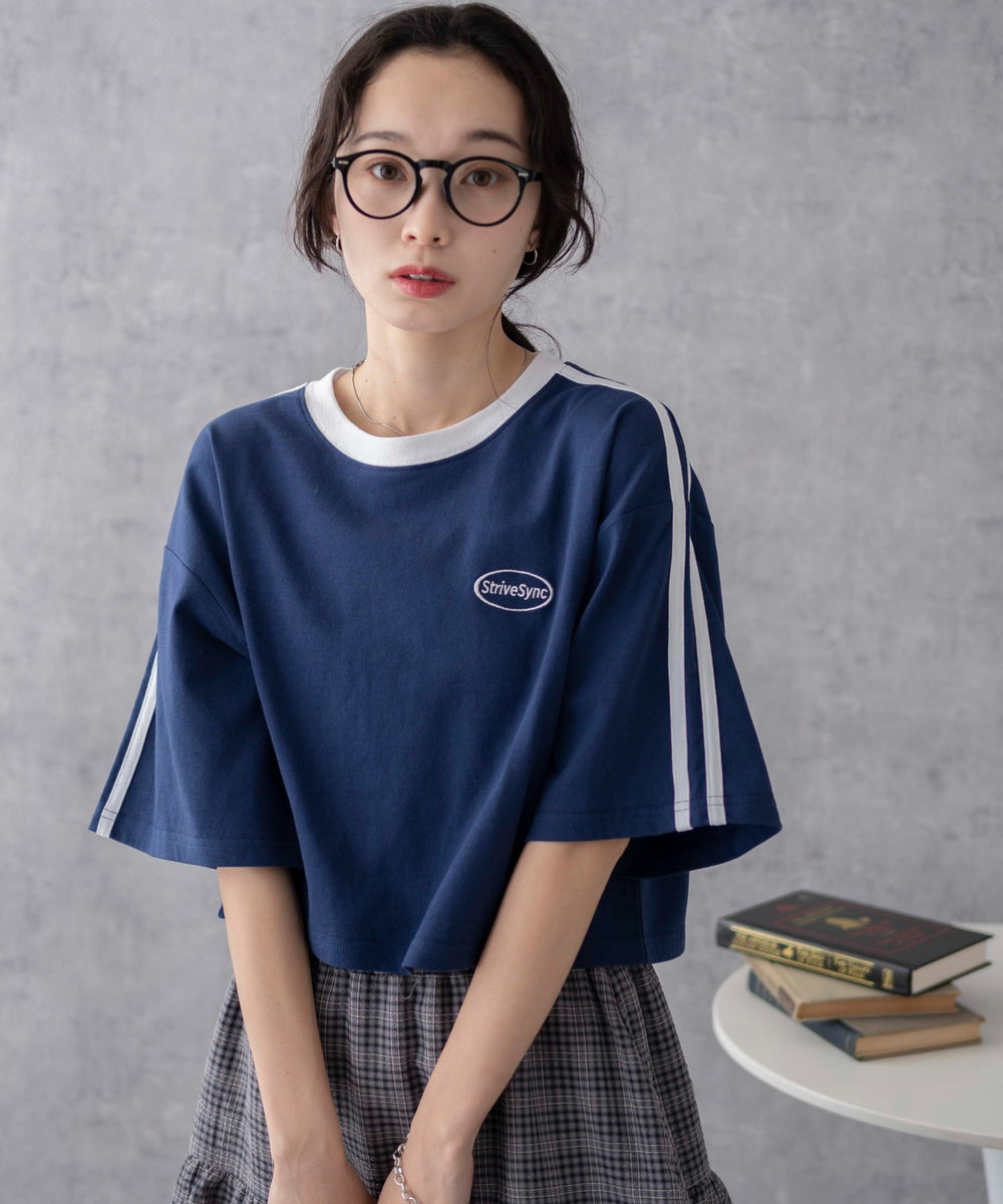 ネイビー モデル:161cm M着用