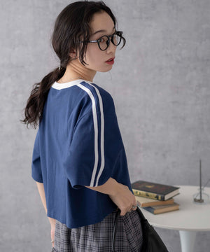 ネイビー モデル:161cm M着用