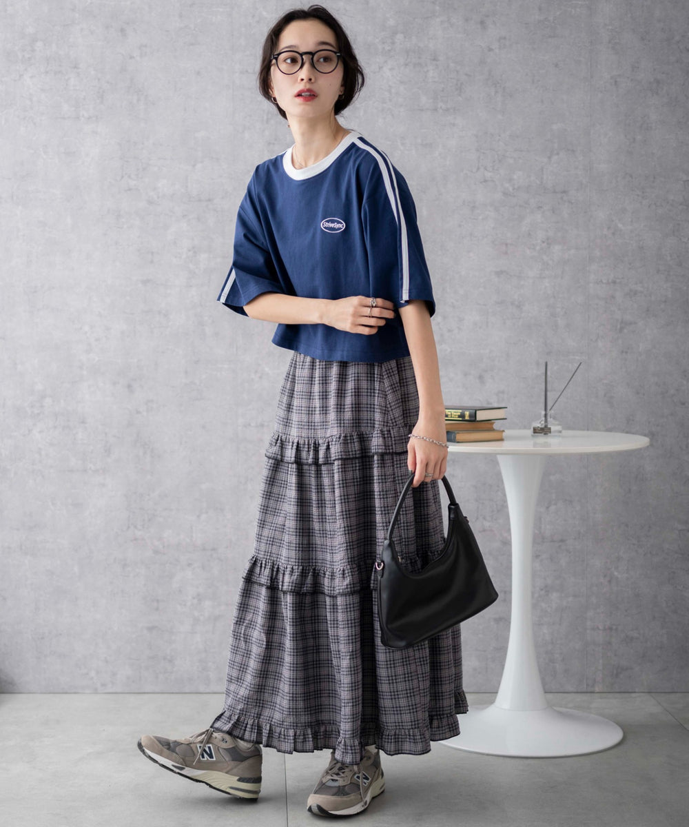ネイビー モデル:161cm M着用