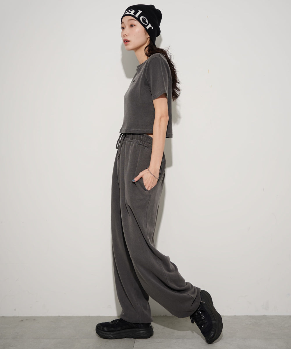 ブラックスミクロ　モデル:161cm M着用