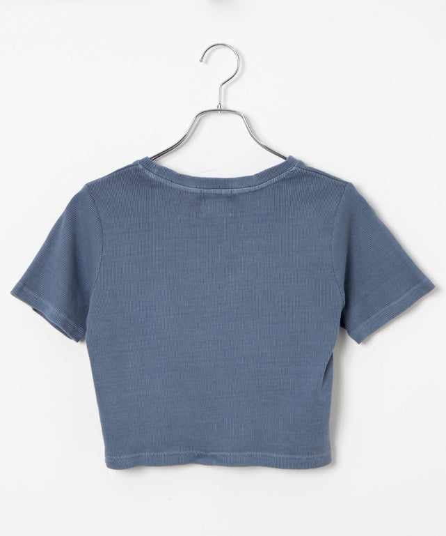 ブルー　モデル:161cm M着用