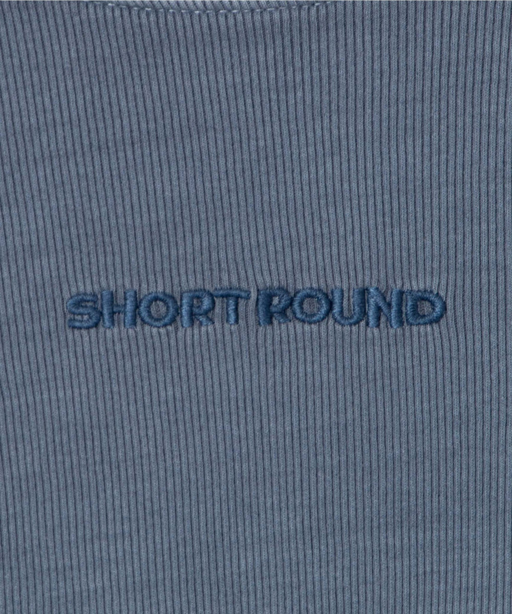 ブルー　モデル:161cm M着用