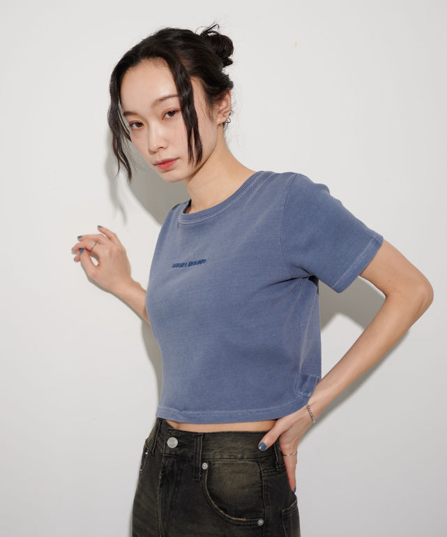 ブルー　モデル:161cm M着用