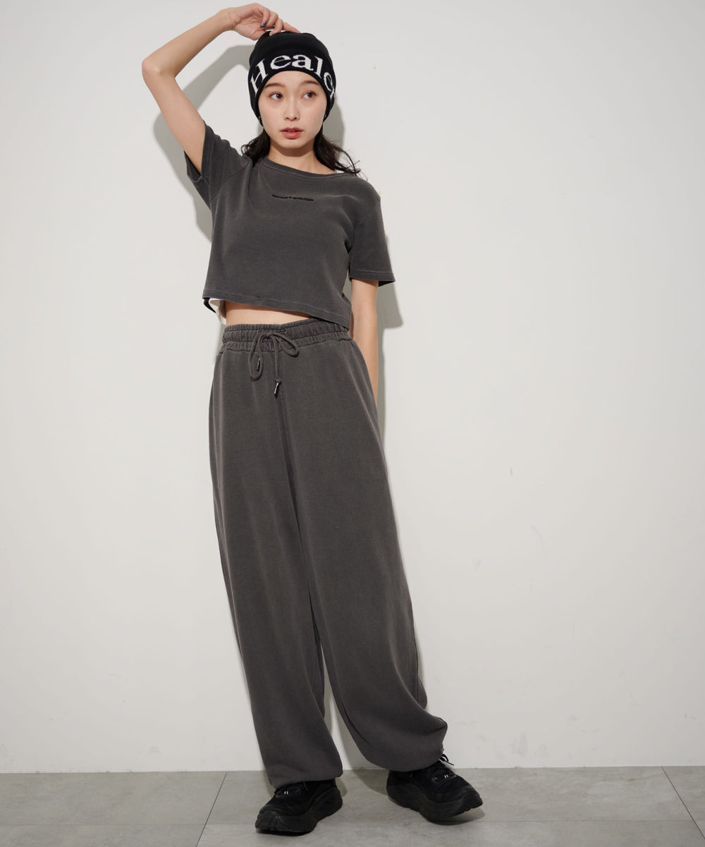 ブラックスミクロ　モデル:161cm M着用