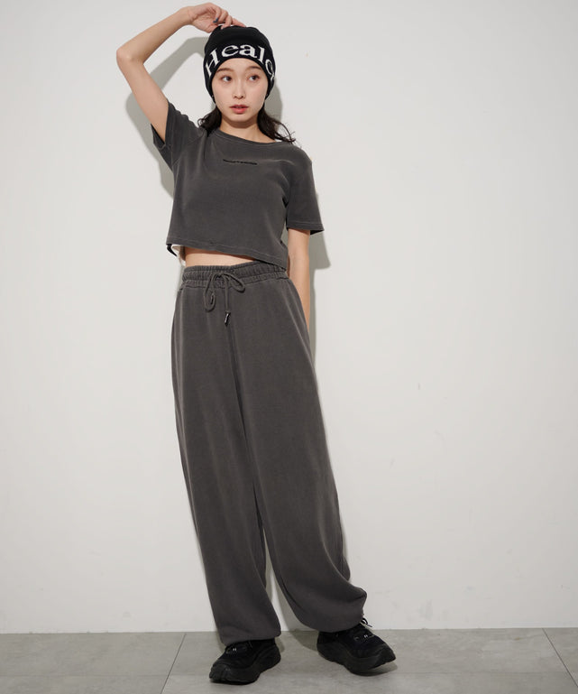 ブラックスミクロ　モデル:161cm M着用