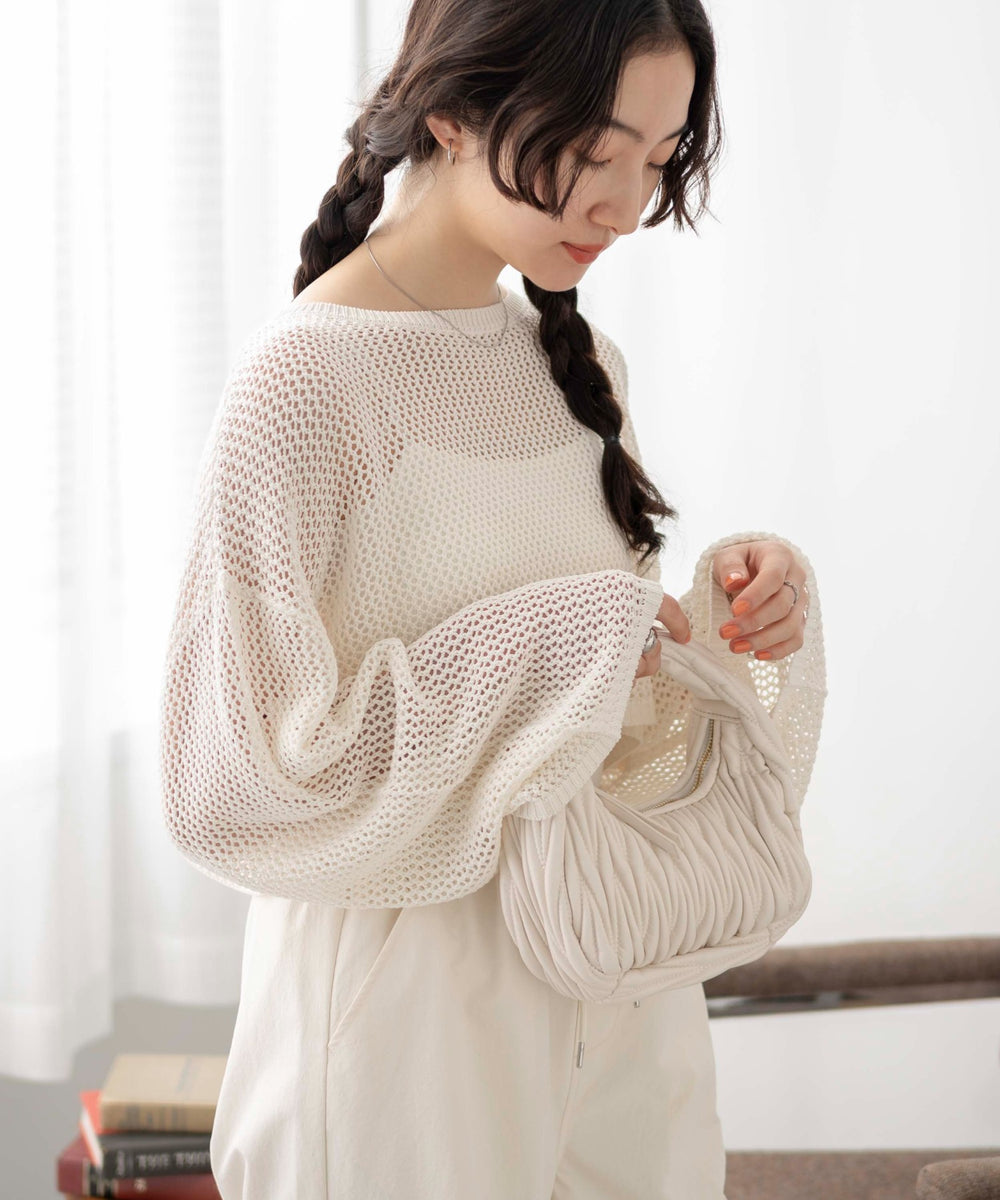 ホワイト　モデル:163cm F着用