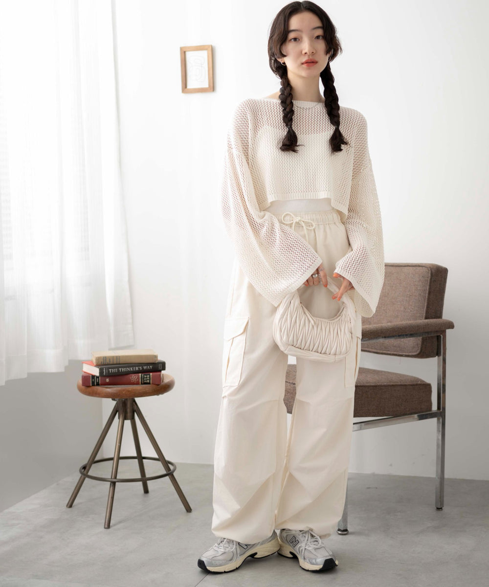 ホワイト　モデル:163cm F着用