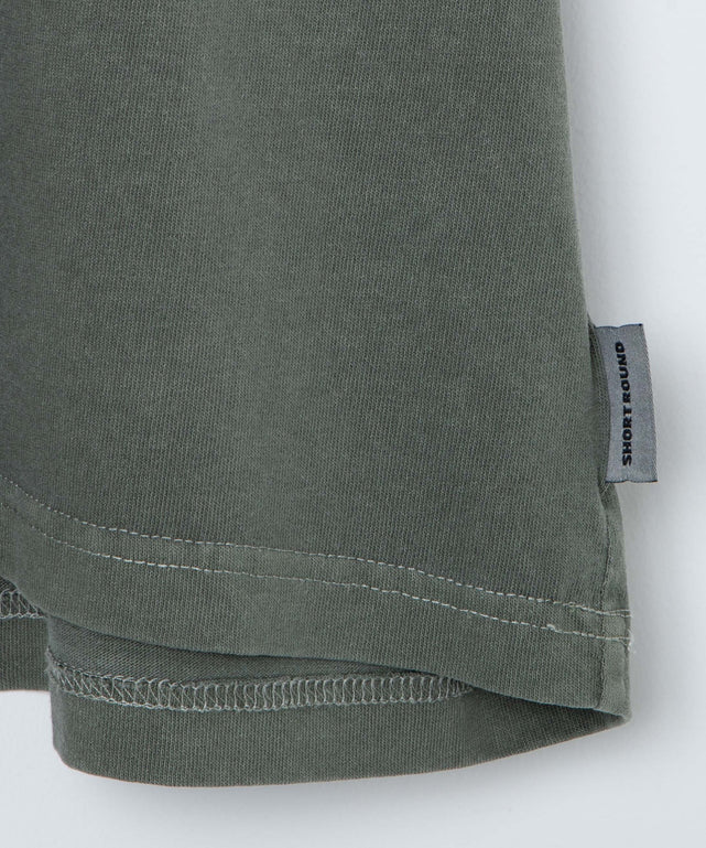 ブラックスミクロ  モデル:161cm L着用