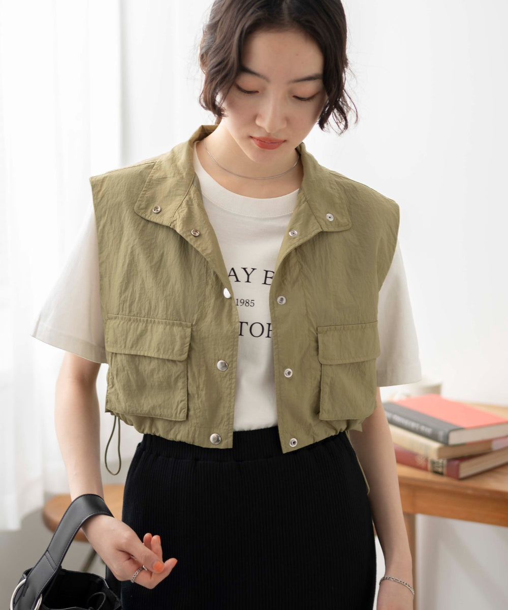 カーキ　モデル:163cm F着用