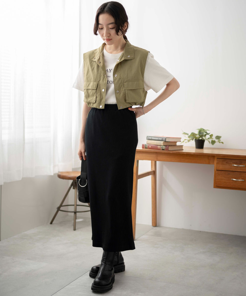 カーキ　モデル:163cm F着用