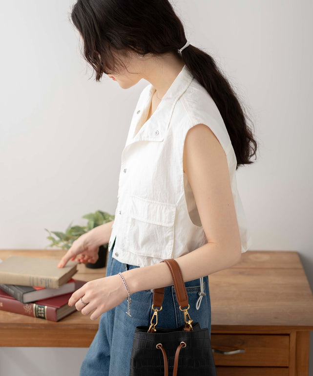 ホワイト　モデル:163cm F着用