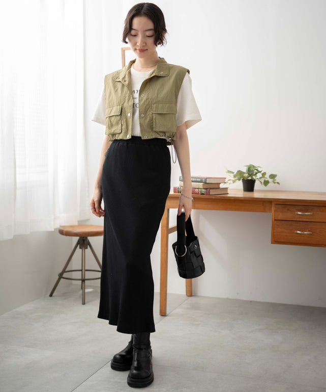 カーキ　モデル:163cm F着用