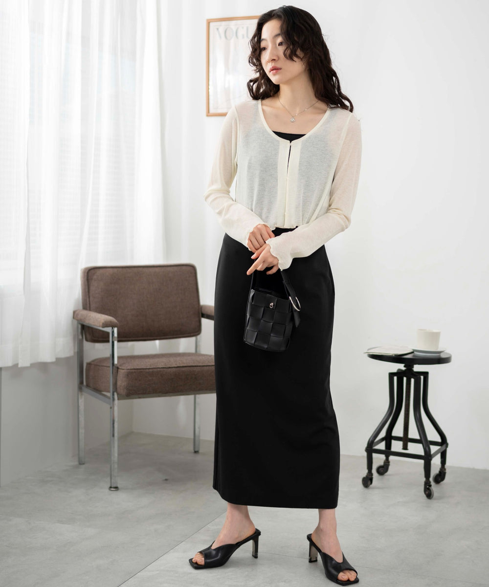 ホワイトアイボリー モデル：163cm F着用