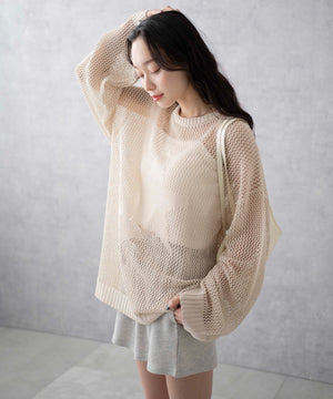 ホワイトアイボリー　モデル:161cm F着用