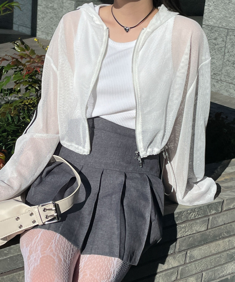 ホワイト 　モデル:155cm F着用