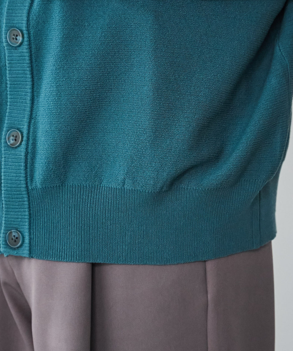 ブルー　モデル:163cm L着用