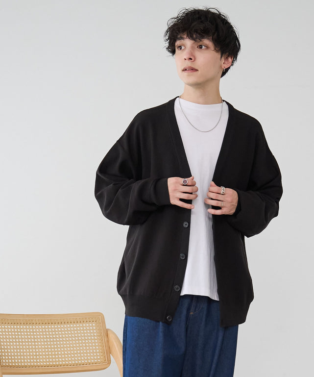 ブラック モデル：175cm L着用