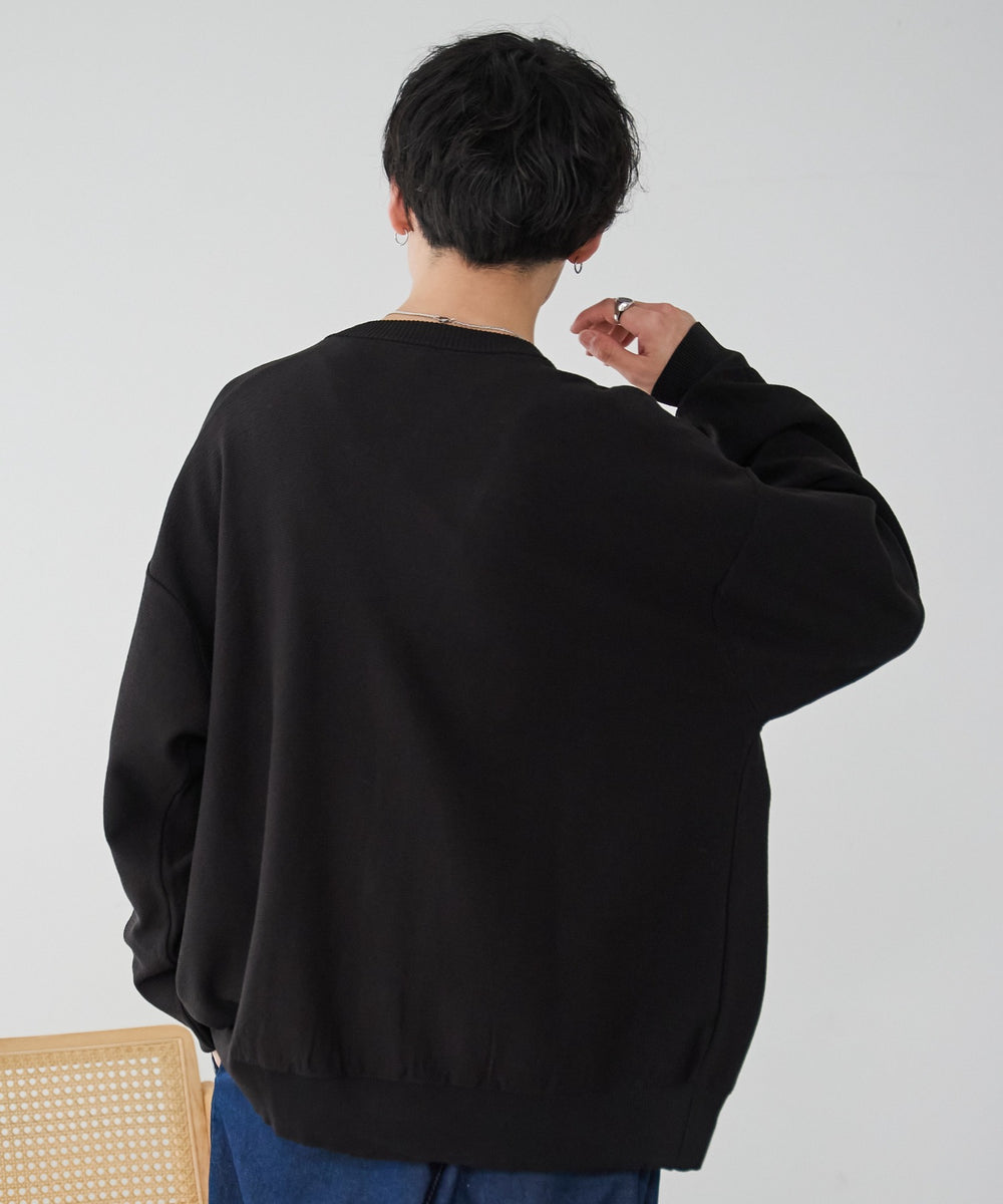 ブラック モデル：175cm L着用