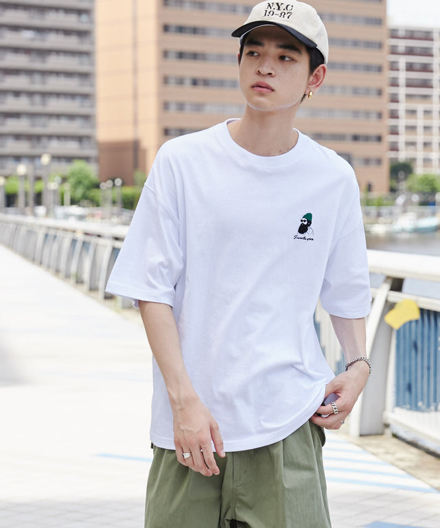 ホワイト モデル：180cm L着用