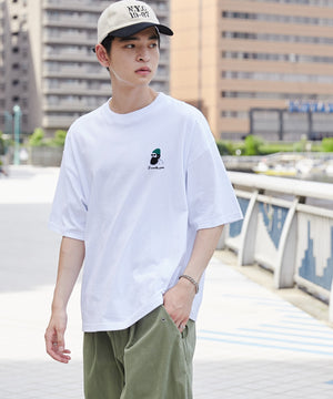 ホワイト モデル：180cm L着用