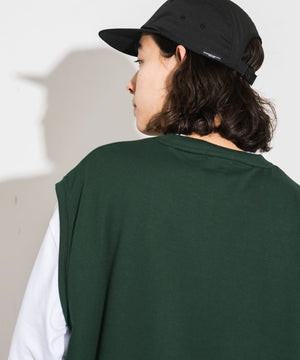 グリーン モデル：174㎝ L着用