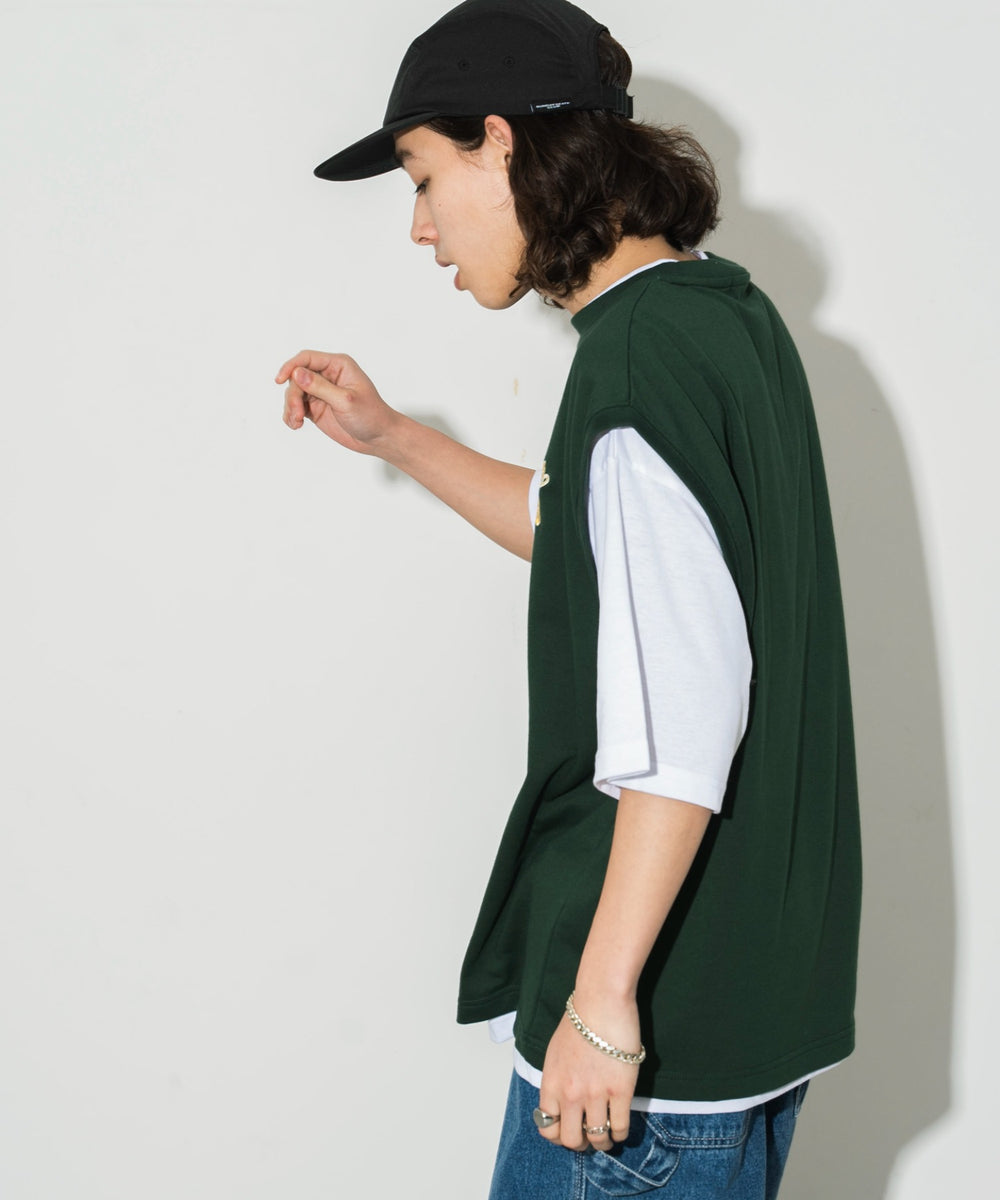 グリーン モデル：174㎝ L着用