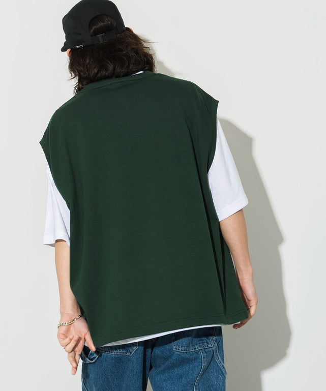 グリーン モデル：174㎝ L着用