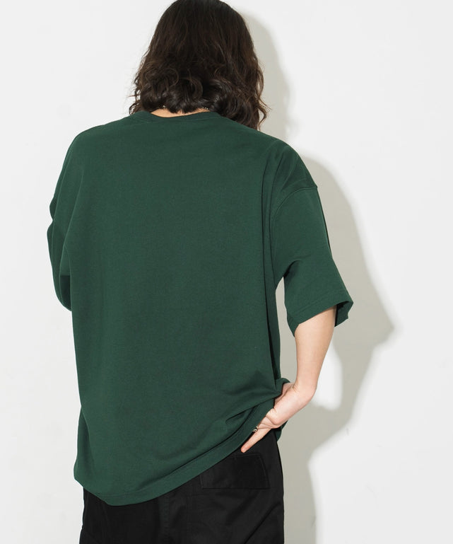 グリーン モデル：174㎝ L着用