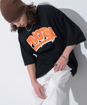 ブラックその他 モデル：174cm L着用