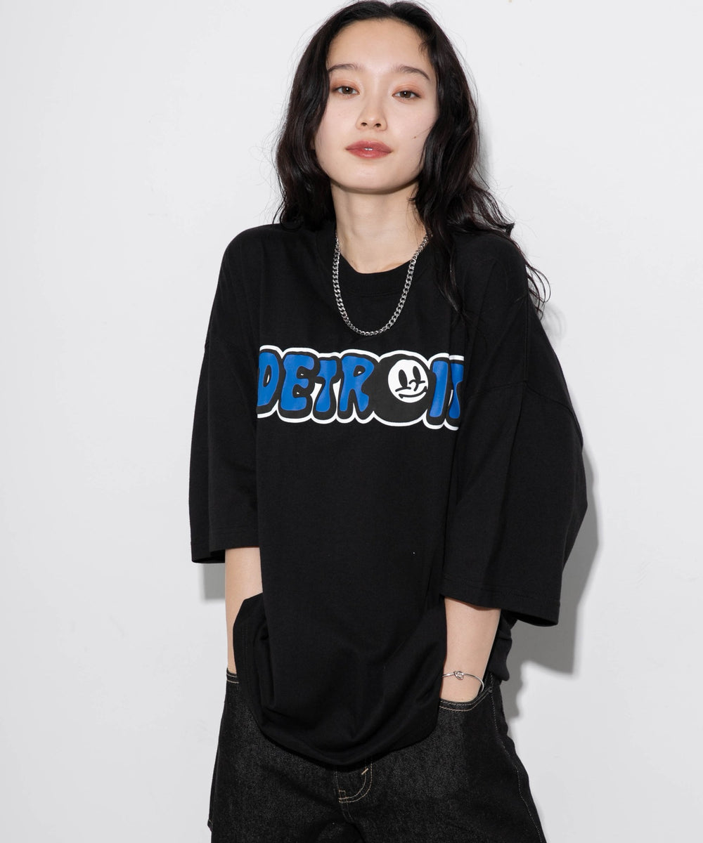 ブラック モデル：161cm L着用