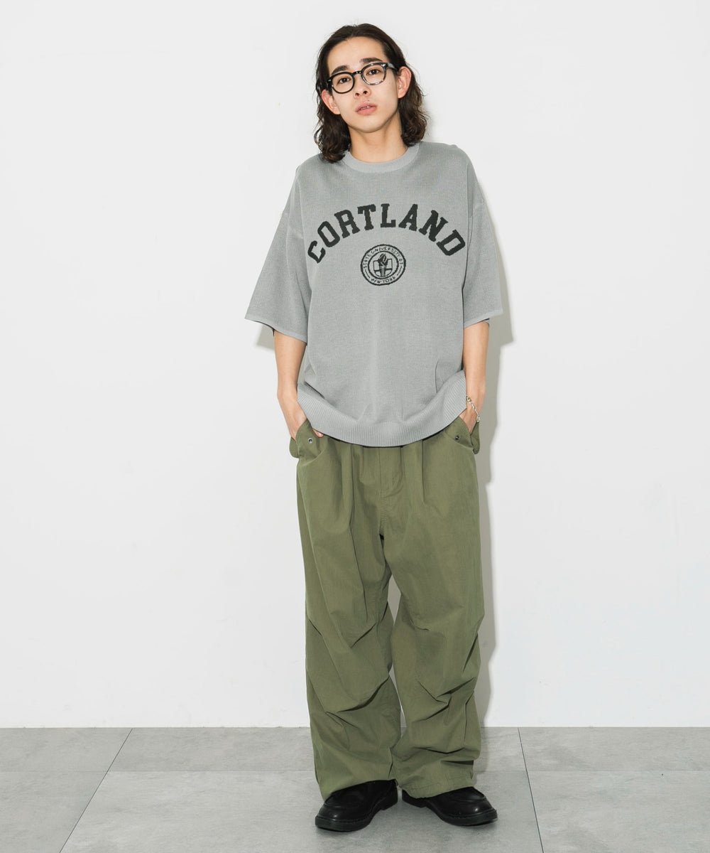 グレー モデル：174㎝ L着用