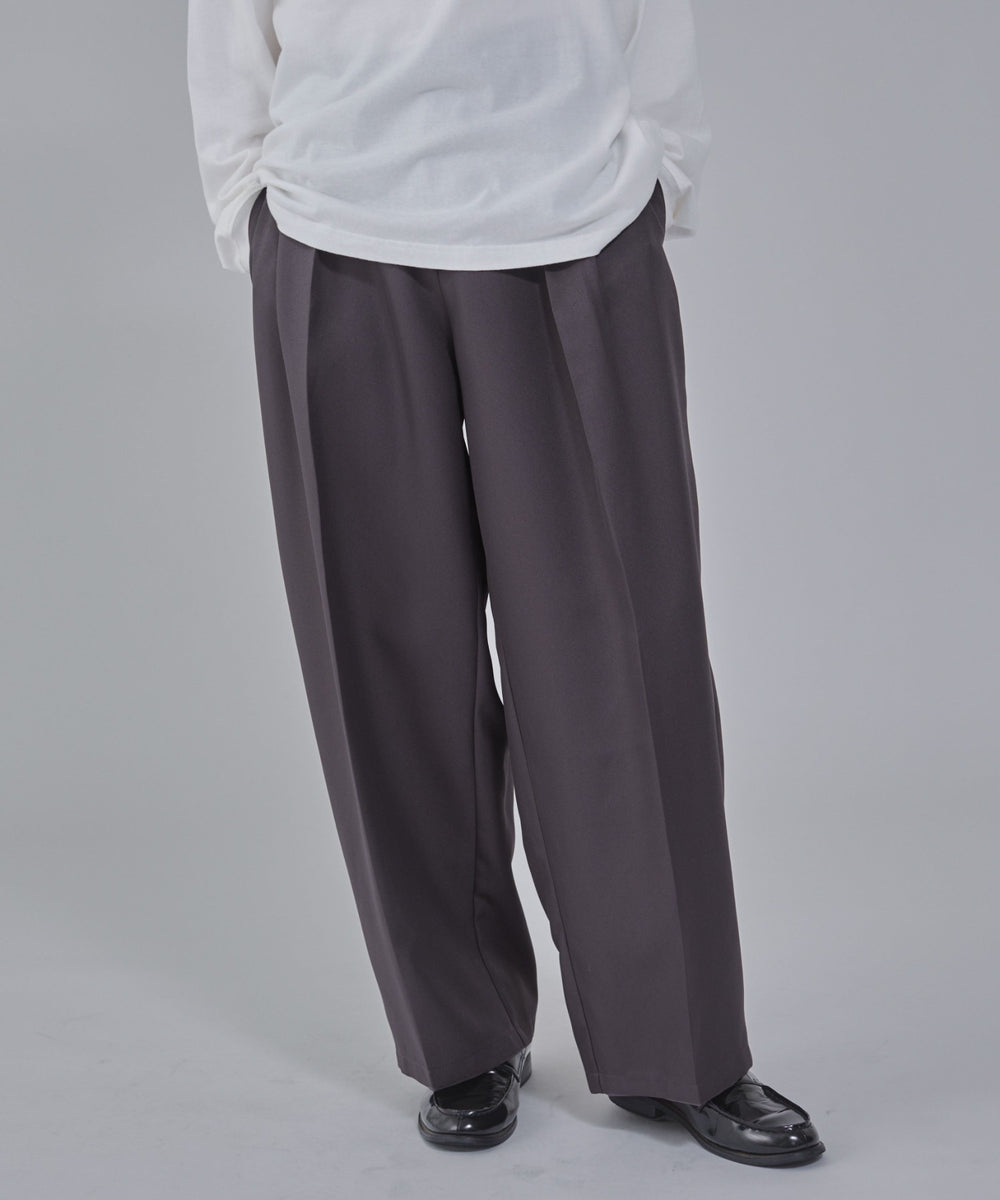 グレー モデル：178cm L着用