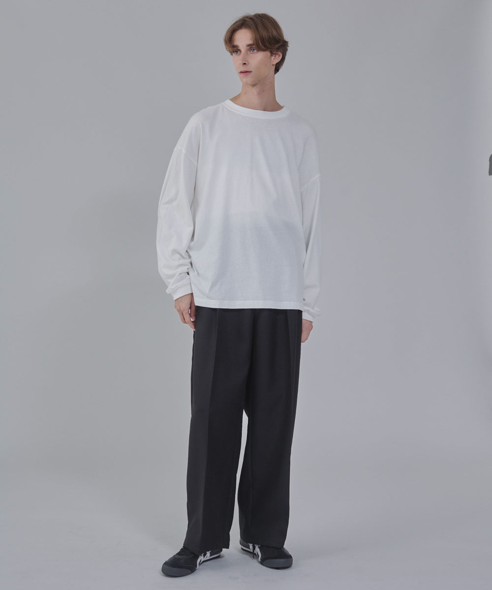 ブラック モデル：178cm L着用