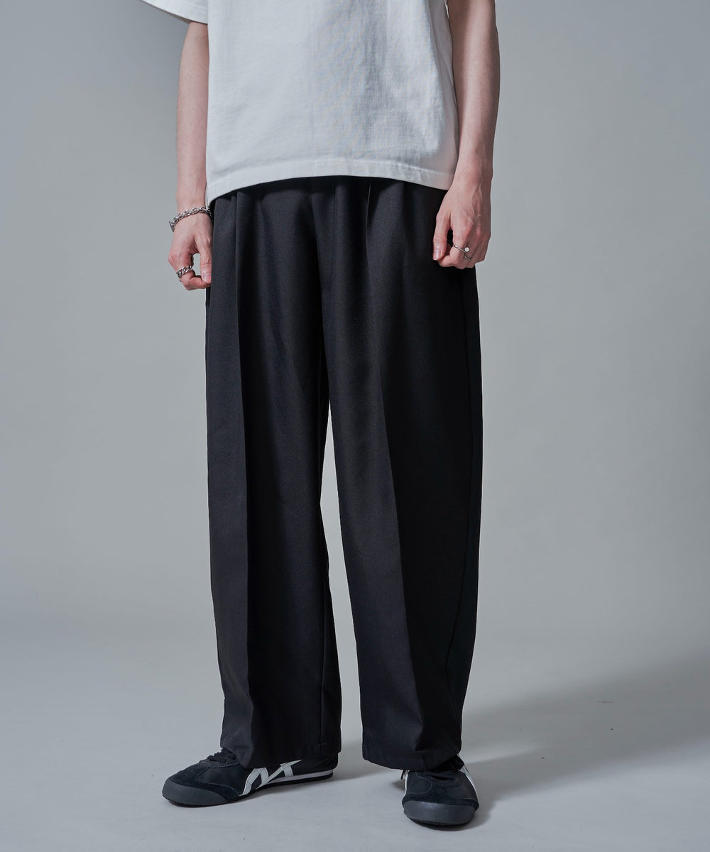 ブラック　モデル：180㎝　L着用