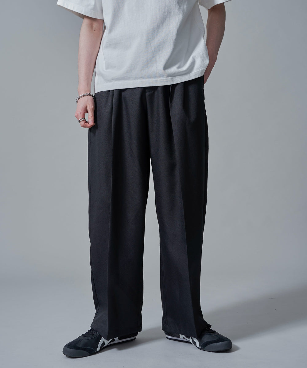 ブラック　モデル：180㎝　L着用