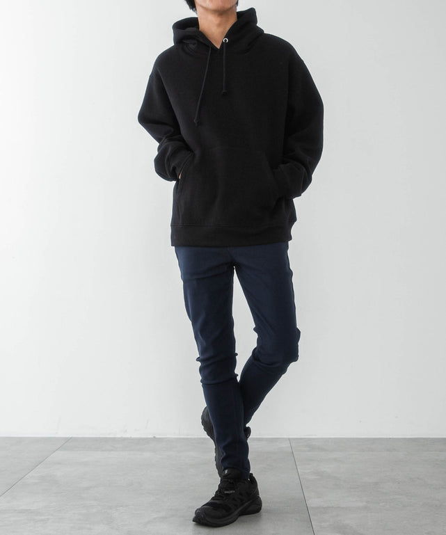 ネイビー モデル：175cm M着用