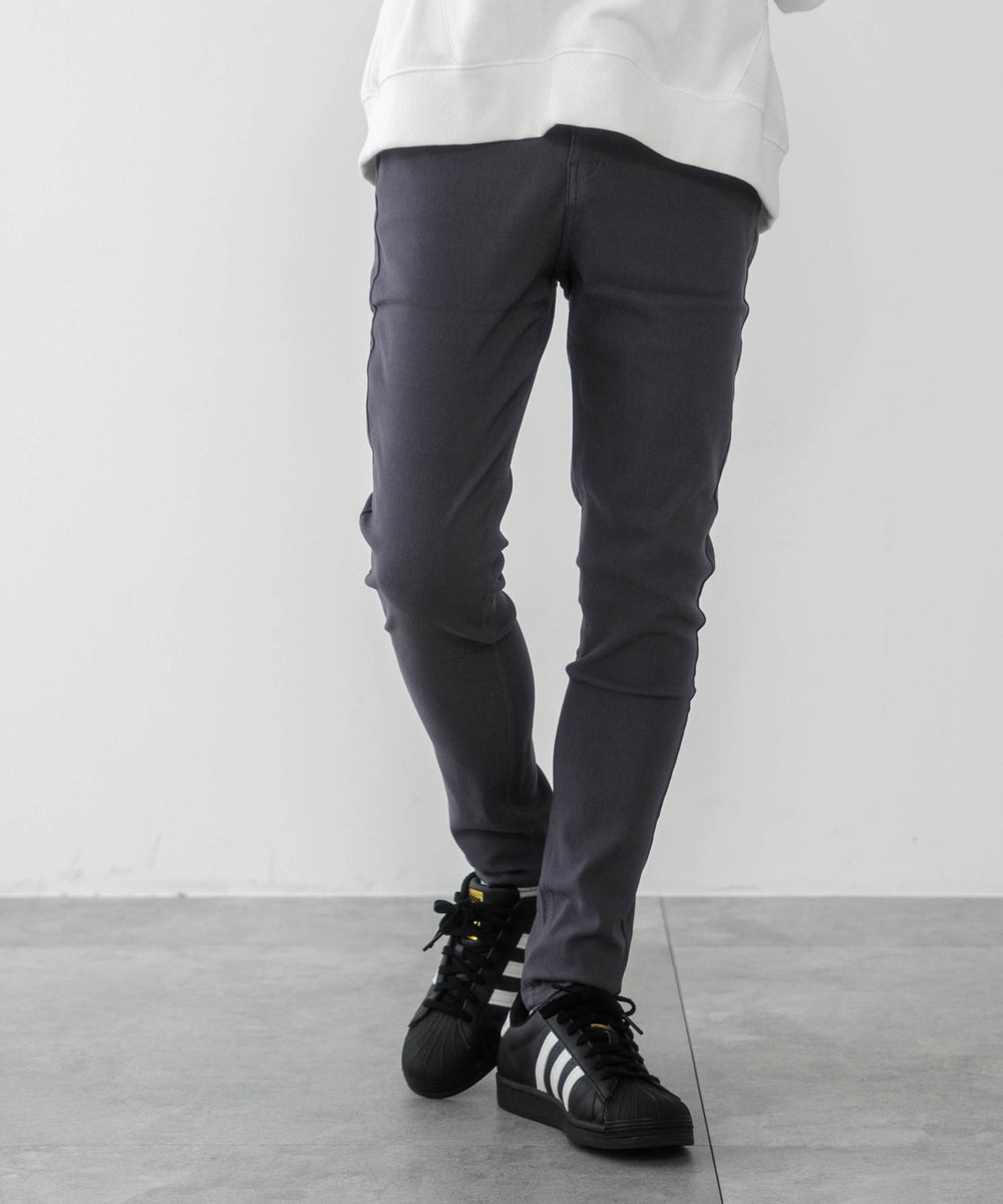 グレー モデル：175cm M着用