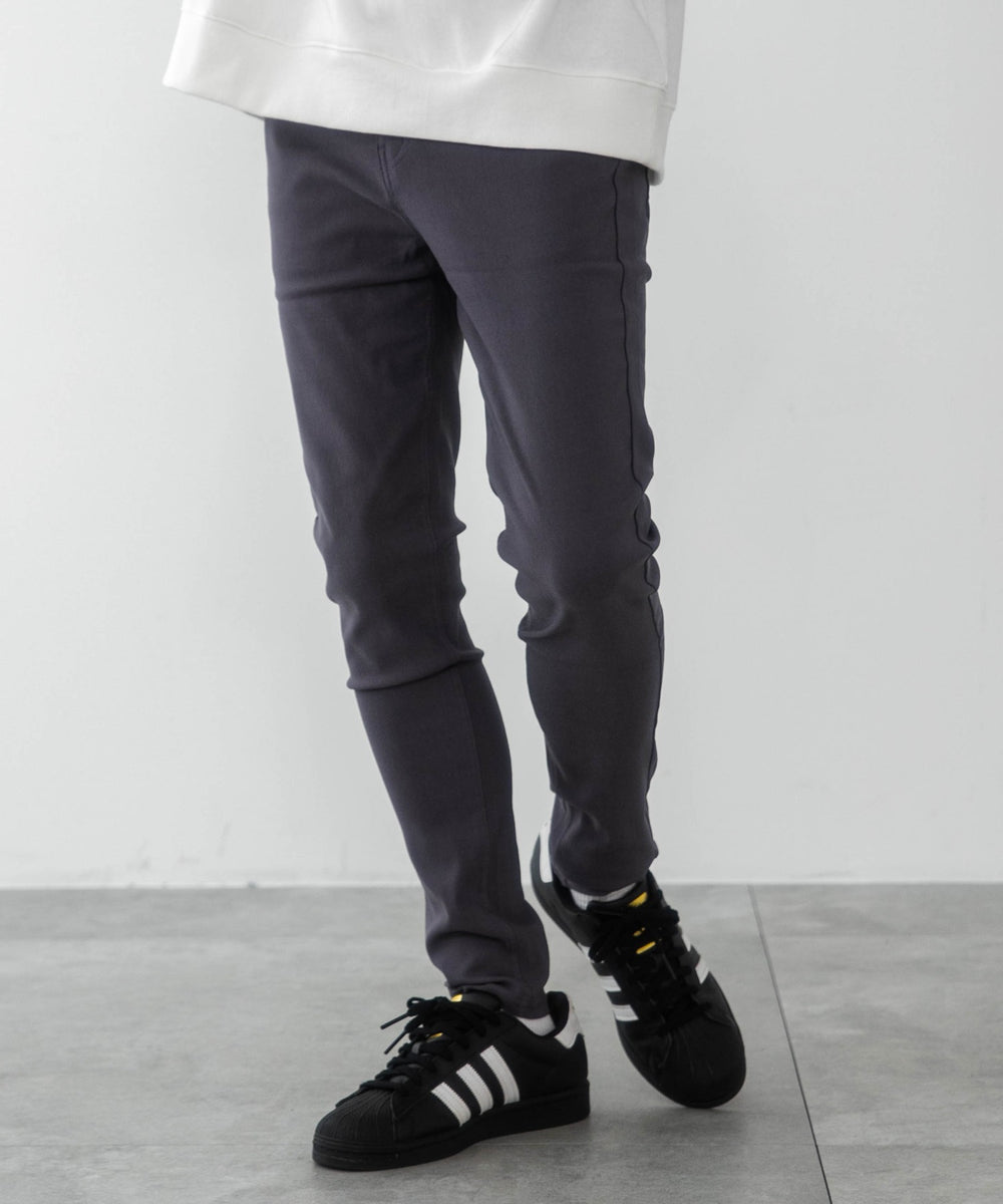 グレー モデル：175cm M着用