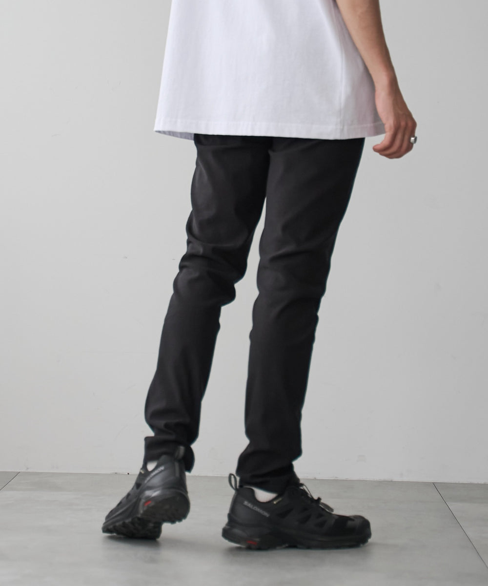 ブラック モデル：175cm L着用