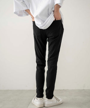 ブラック モデル：161cm S着用