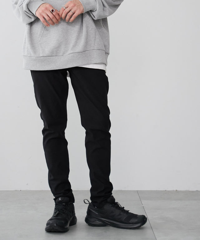 ブラック モデル：175cm L着用