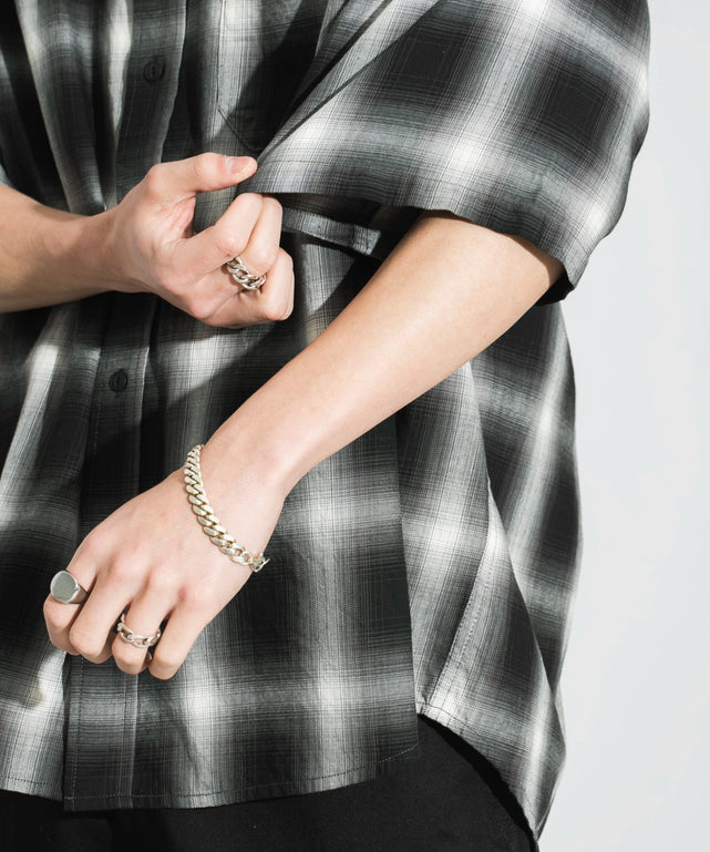 ブラック系チェック モデル：174㎝ L着用