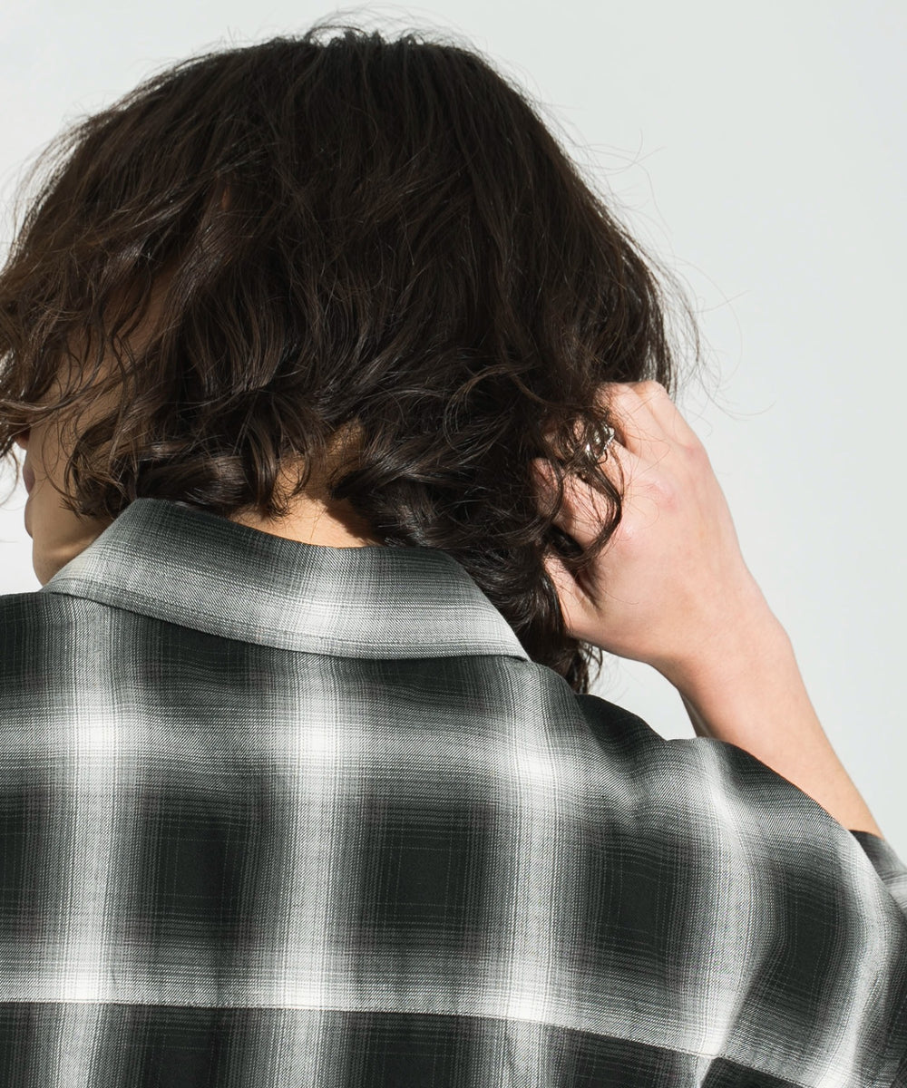 ブラック系チェック モデル：174㎝ L着用