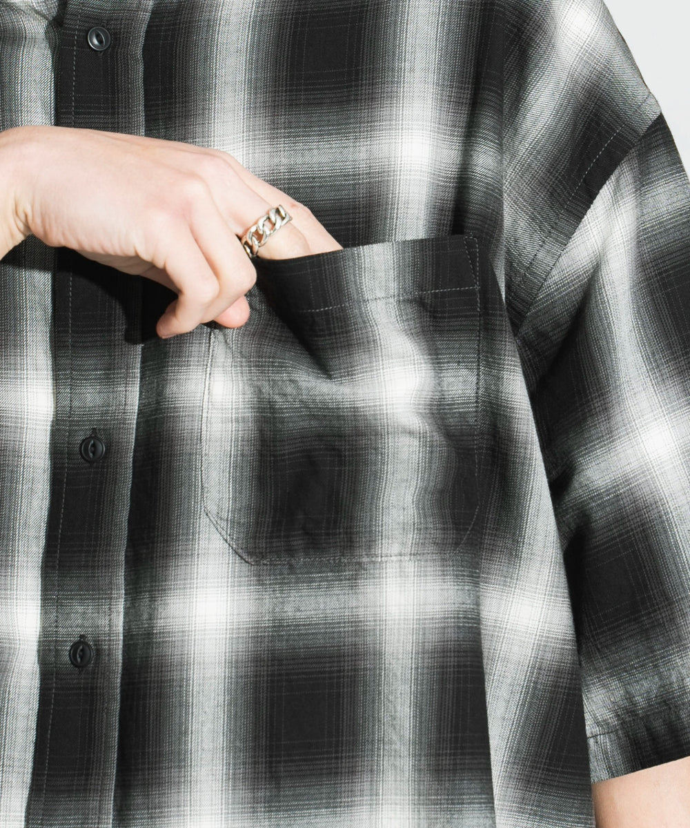 ブルー系チェック モデル：161cm L着用