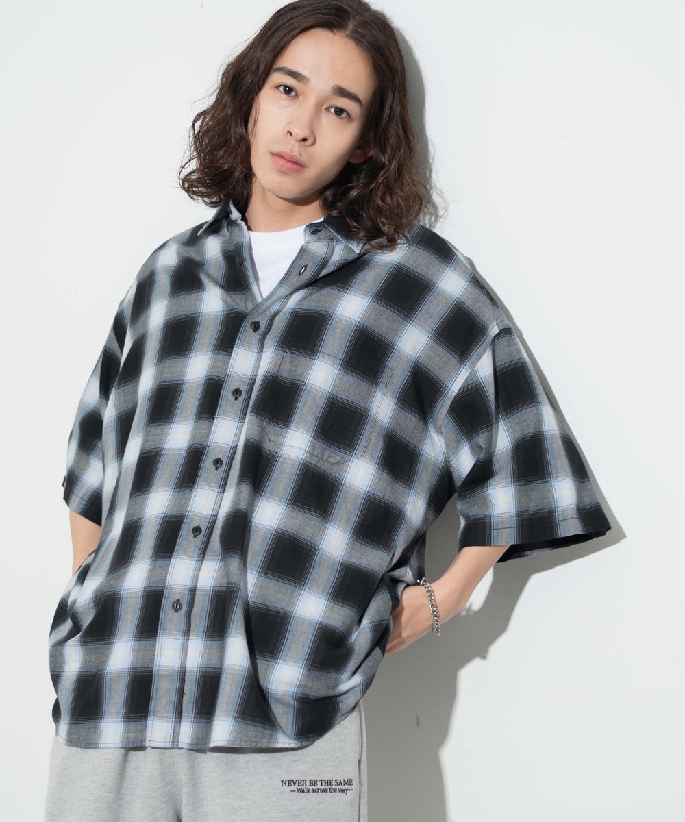 ブルー系チェック モデル：174cm L着用