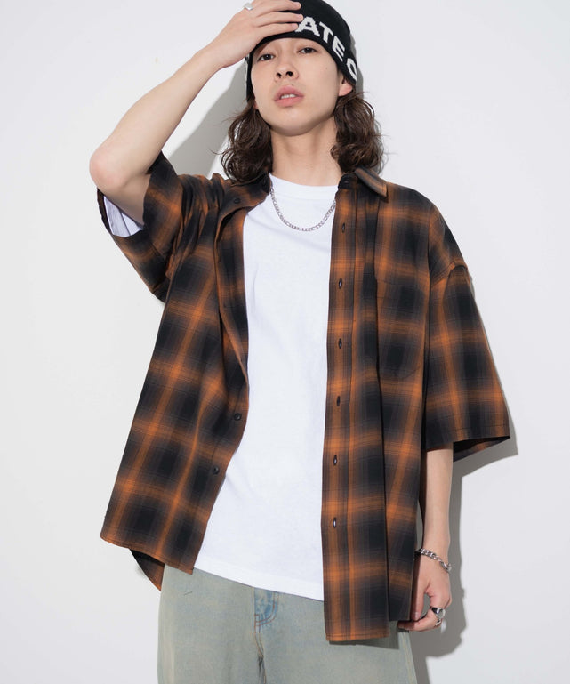 オレンジ系チェック モデル：174cm L着用