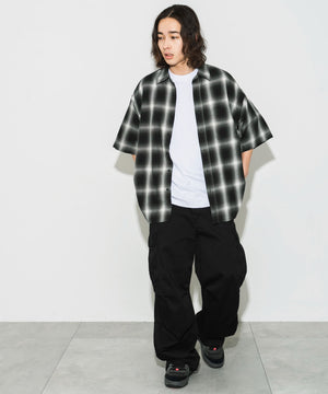 ブラック系チェック モデル：174㎝ L着用